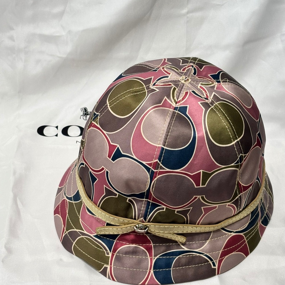 Coach Signature C Bucket Hat Women S/P Pink Multi Y2K Vintage